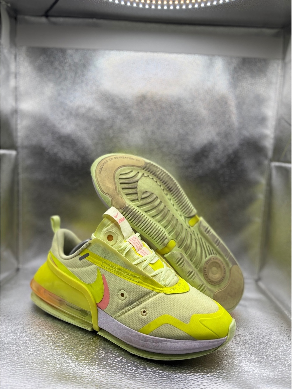 Nike Air Max Up 'Volt Atomic Pink